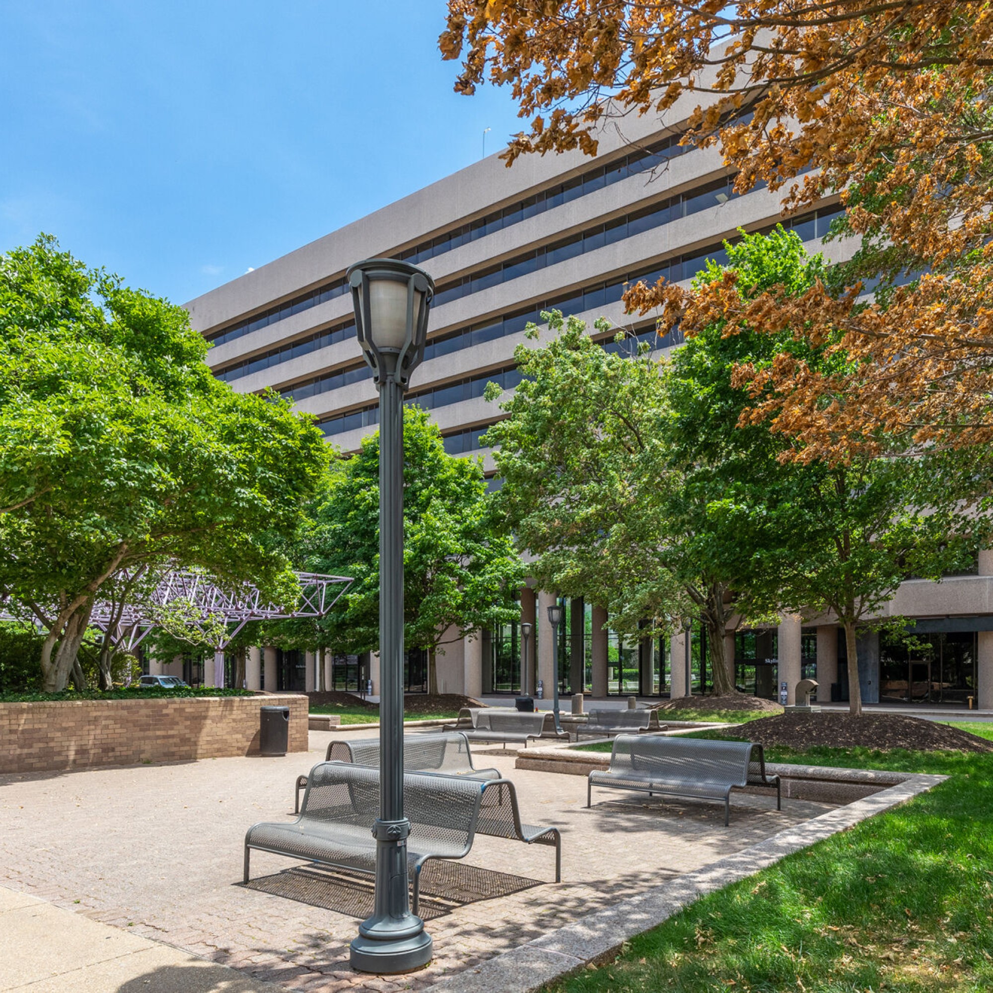 Skyline 4-5 Courtyard-rev